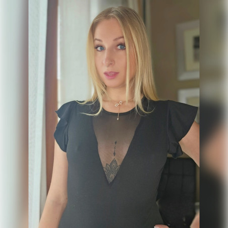 Shirt mit V-Ausschnitt